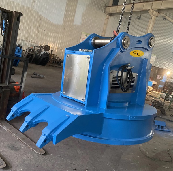 excavator-magnet-attachment-4.jpg