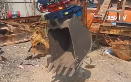 Tiltrotator