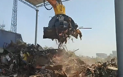 Scrap grapples handling demolition and scrap