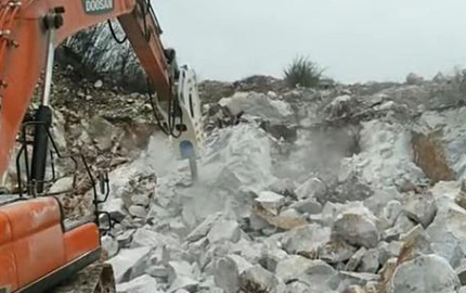 Hydraulic Breaker Uses