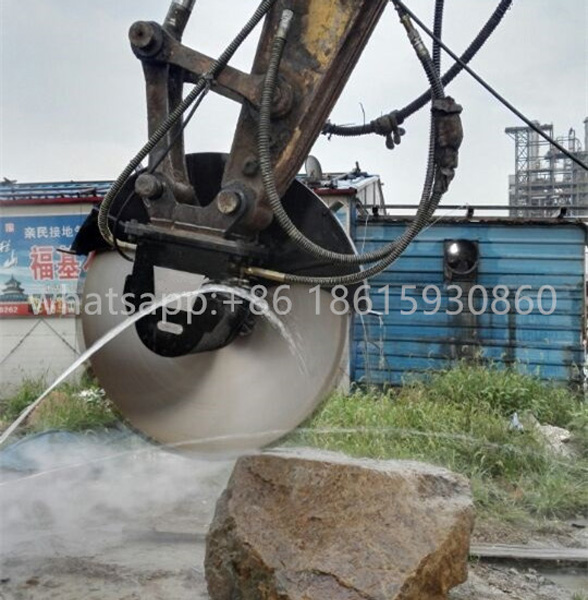 Excavator-rock-saw-5.jpg
