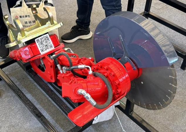 demolition-robot-attachments-the-key-tools-enabling-steel-warriors-to-perform-multiple-functions-4.jpg demolition-robot-attachments-the-key-tools-enabling-steel-warriors-to-perform-multiple-functions-4.jpg
